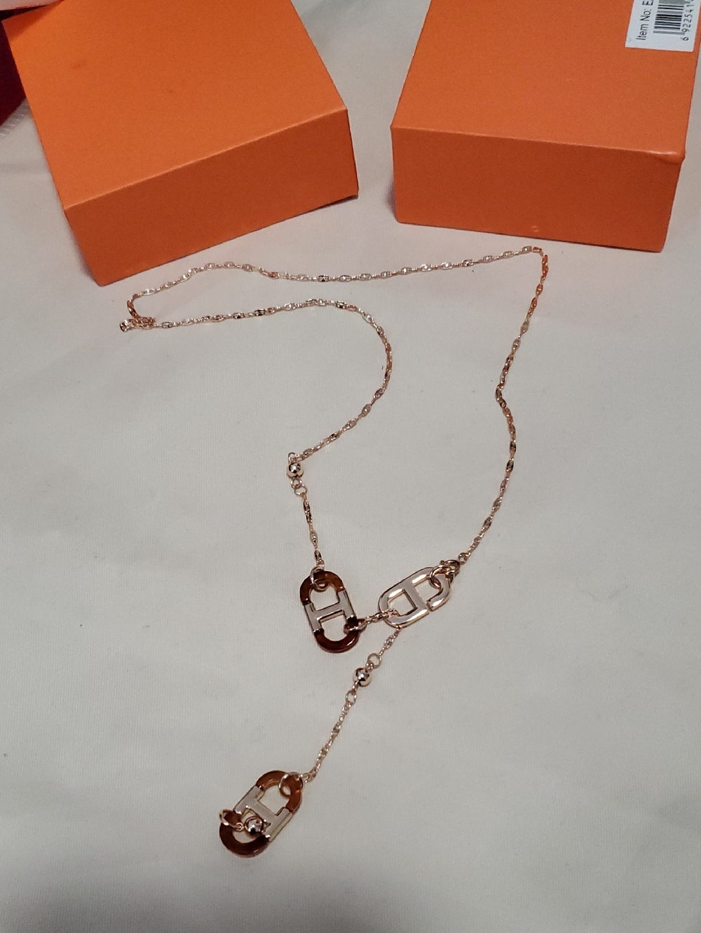 Fashion Gold -Tone Chain Necklace with Amber Resin Links - Women Jewelry